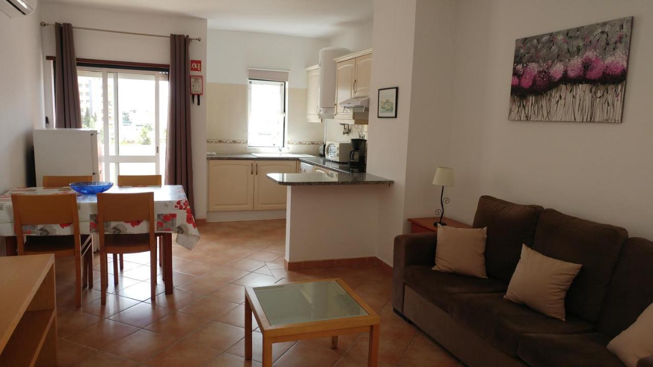 Hotel apartamentowy Castelos Da Rocha